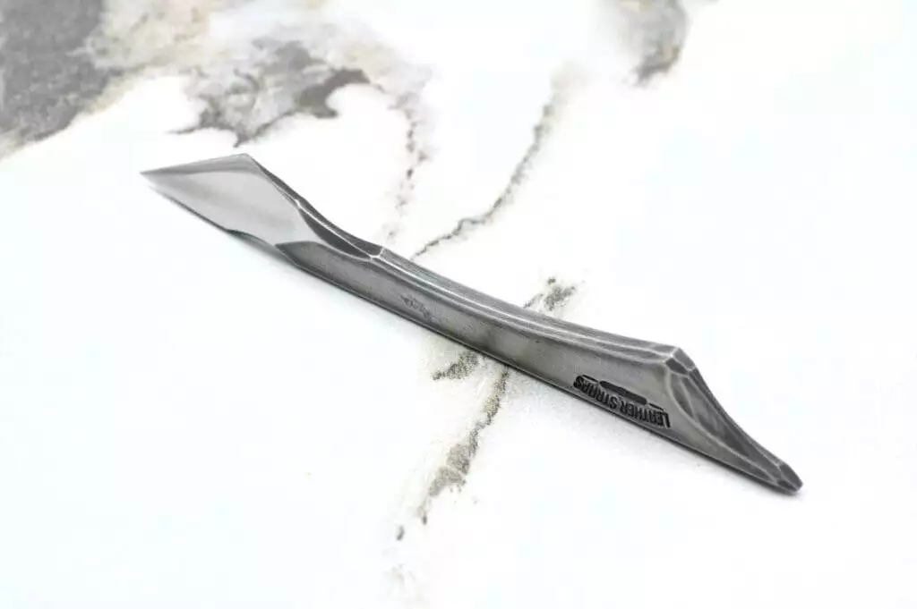 Fang Leather Knife, black handle.