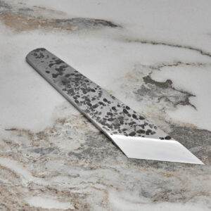 Marble surface, angled skiver.