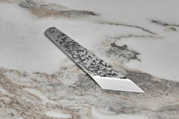 Marble surface, angled skiver.