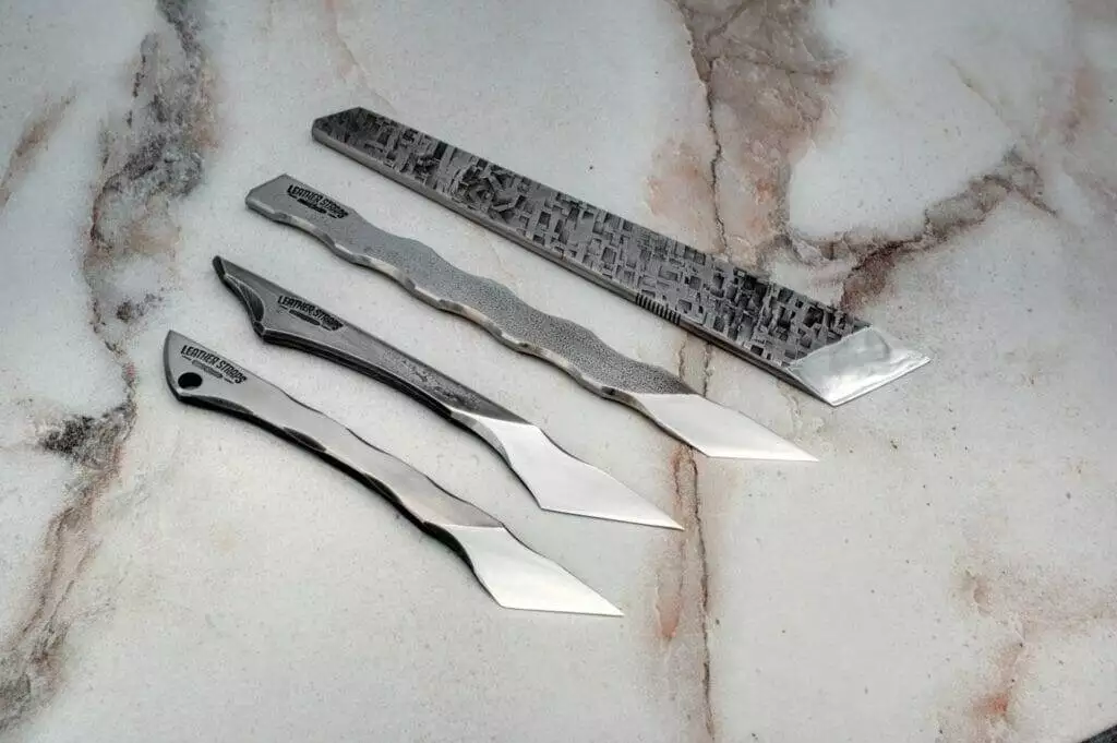 Knives, marble